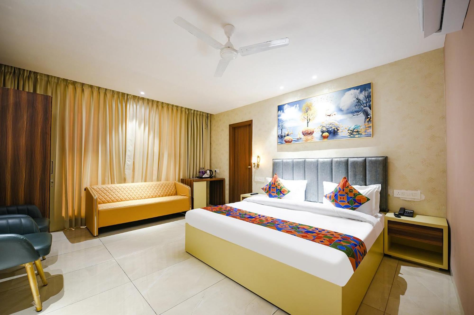 Fabhotel Supreme Suites Ludhiana Exterior foto